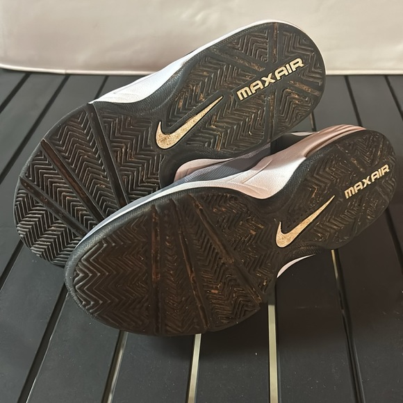 Nike Air Max Stutter Step 2, Size 8 - Picture 4 of 6